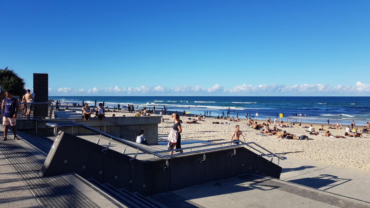 Monte Carlo Lägenhet Surfers Paradise Exteriör bild
